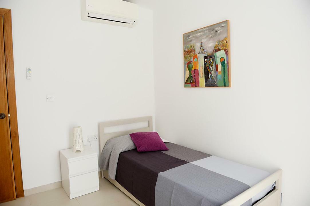 מליאהה 13 Village Apartments מראה חיצוני תמונה
