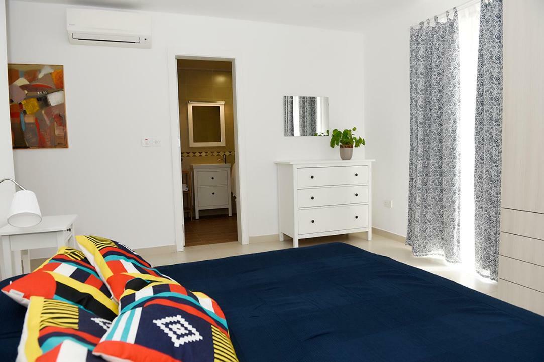 מליאהה 13 Village Apartments מראה חיצוני תמונה