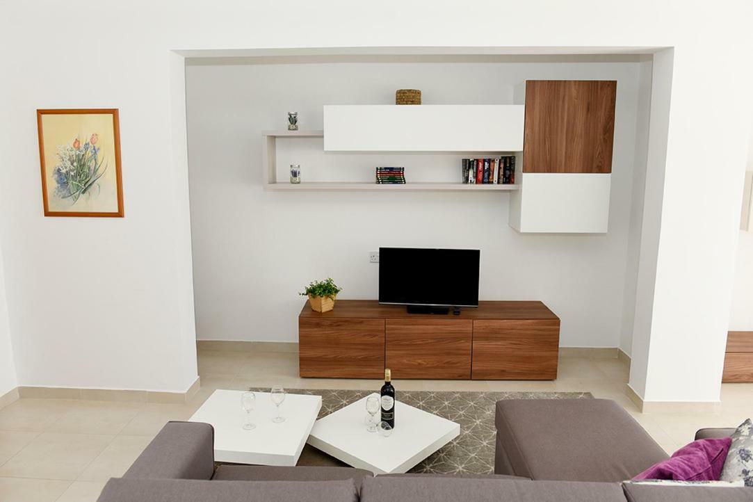 מליאהה 13 Village Apartments מראה חיצוני תמונה