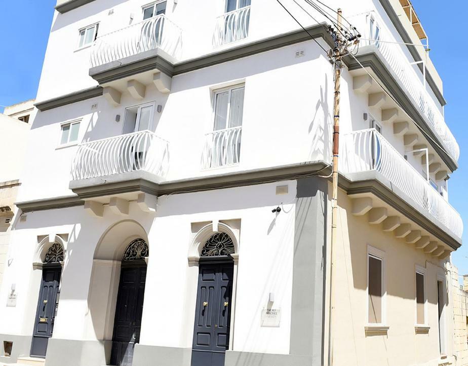 מליאהה 13 Village Apartments מראה חיצוני תמונה